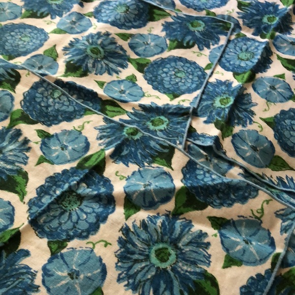 Vintage 4 Linen Napkins from the 60’s- 70’s - Picture 3 of 5